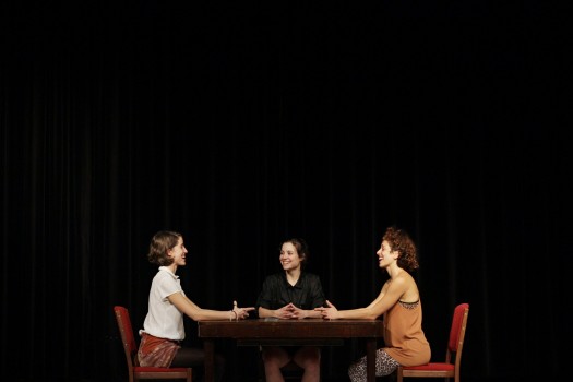 Krajiná - Klára Alexová, Tereza Hradilková a Einat Ganz